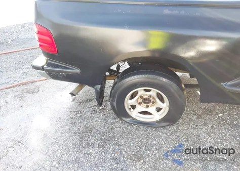 1998 Ford F-150 Lariat/Xl/Xlt z USA, uszkodzony, nr VIN 2FTZX0760WCA89051